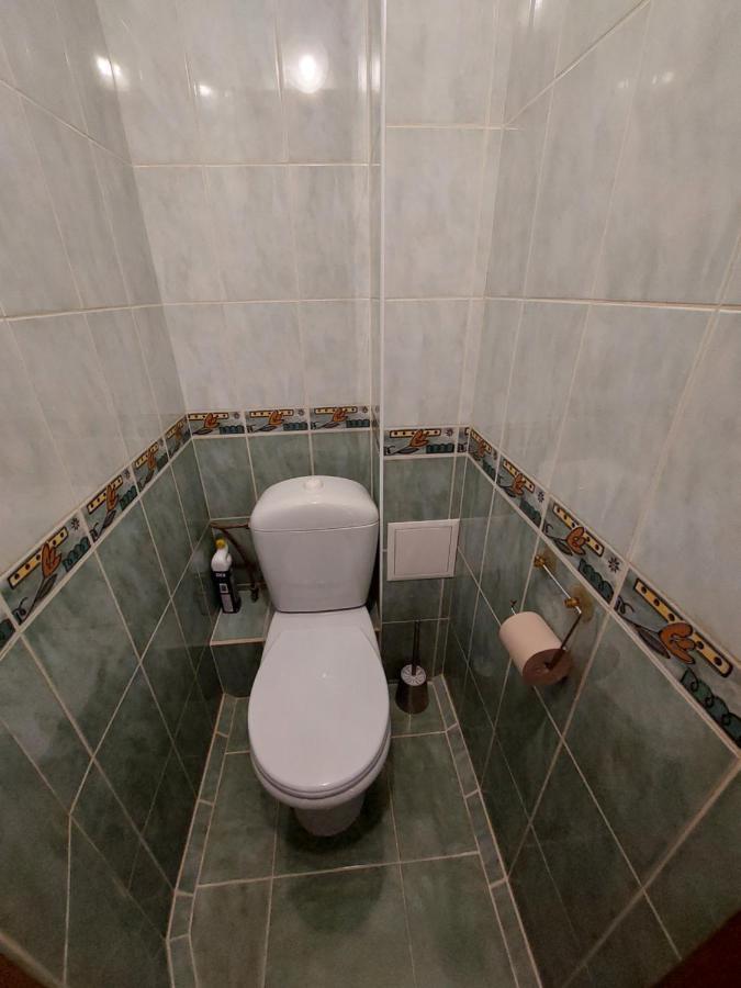 2К Апартаменты Ул.Ревуцкого 19/1 Kiev Esterno foto